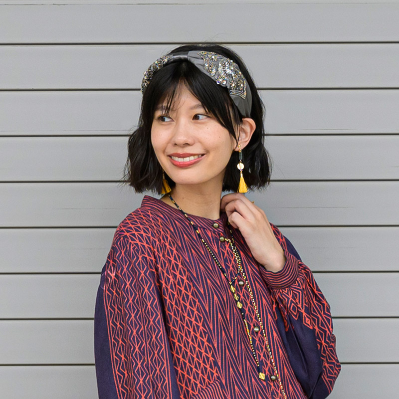 NEW ビーズ刺繍が豪華なカチューシャが入荷！