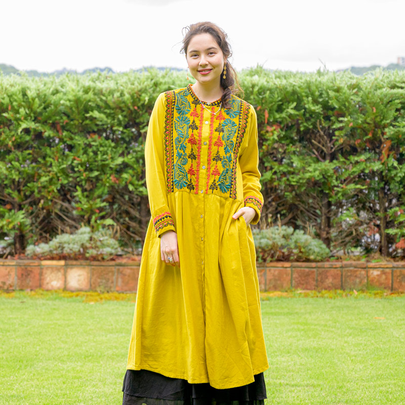 Re stock ラクノウ刺繍前あきワンピースが再入荷!!