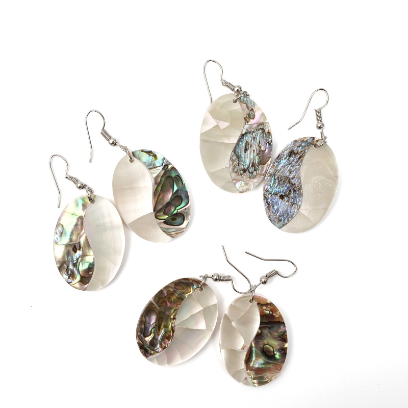 オーバルシェルピアス【メール便可】｜マライカ公式通販