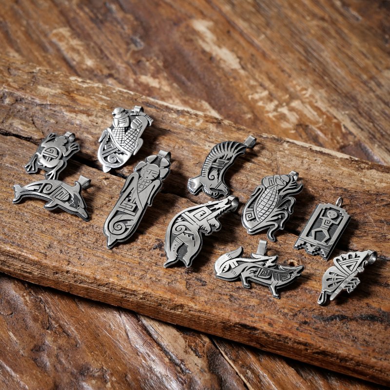 ベラタワホングバ オーバーレイ ペンダント コーンメイデン｜マライカ