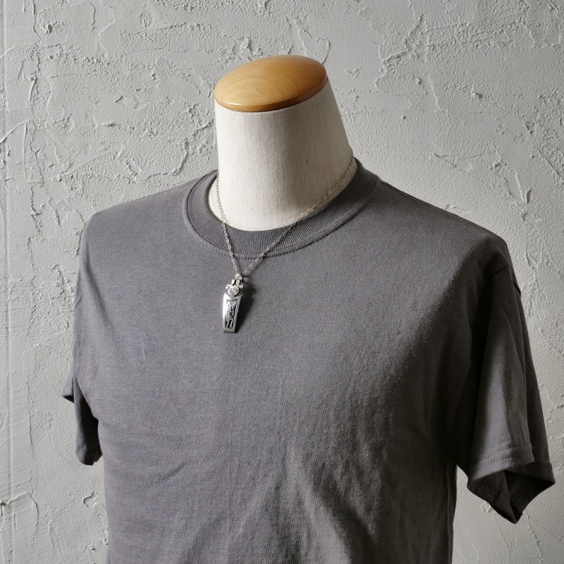 ホピ族　ベラタワホングバ オーバーレイ ペンダント　コーンメイデン【新品未使用】 ホピ族：Berra Tawahongva コーンメイデンモチーフ ペンダント