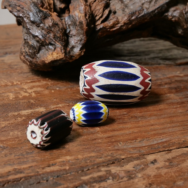 6層シェブロンビーズ 中玉 【Antique Venetian 6 Layer Chevron