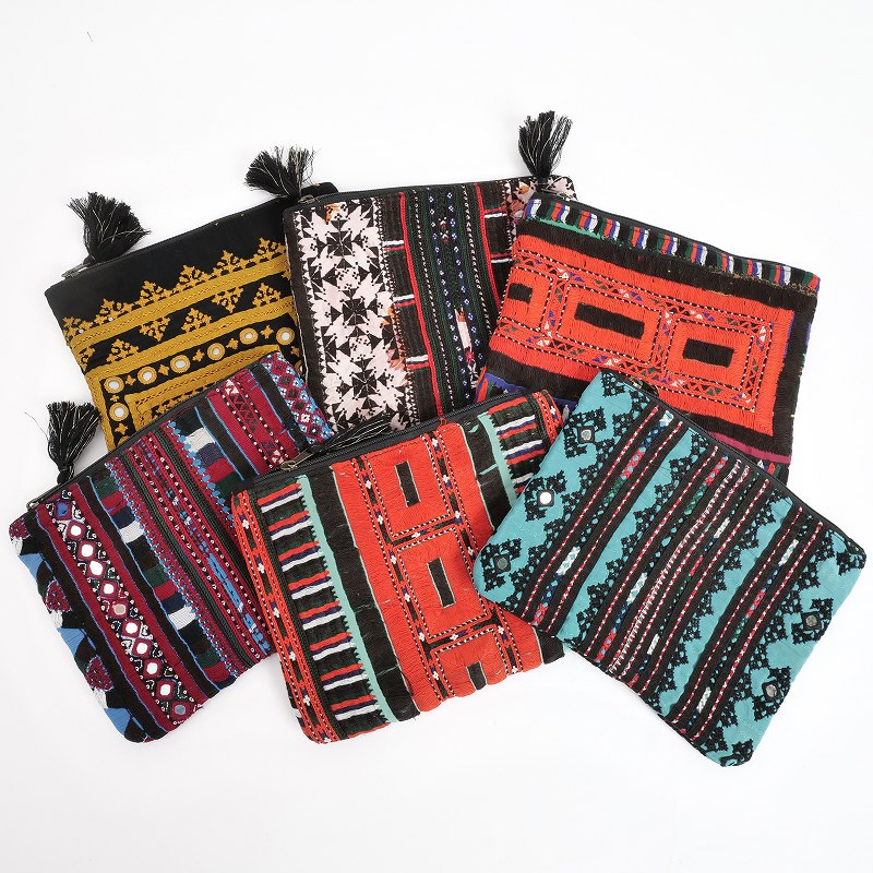 ★W1406★アンティーク　刺繍　古布　遊牧クチ―族　アフガニスタン ☆W1406☆アンティーク 刺繍 古布 遊牧クチ―族 アフガニスタン