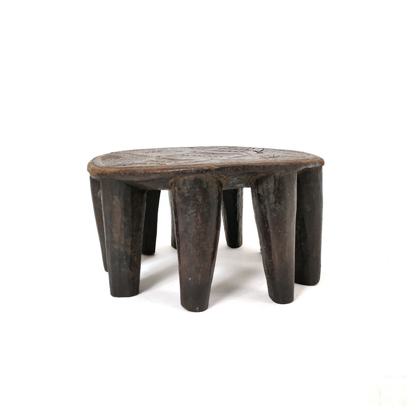 ヌペ族ハンドメイドスツール｜マライカ公式通販