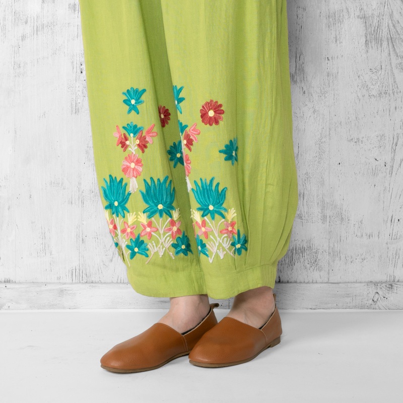 30%OFF アリ刺繍パンツ｜マライカ公式通販