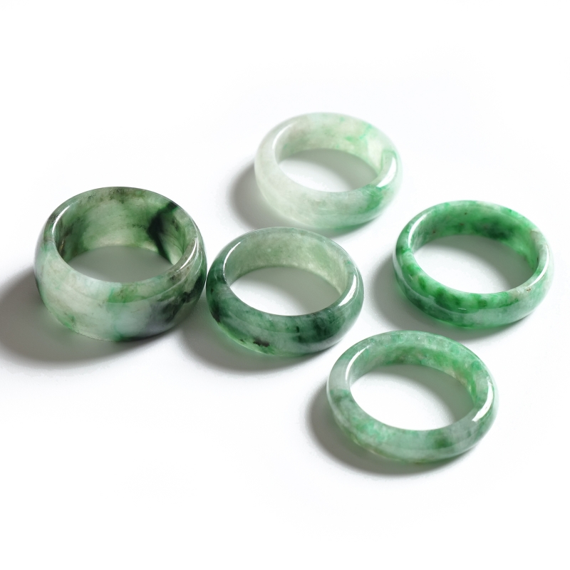 Amazon | [ゆの美] ミャンマー産 ひすいくりぬき リング jade