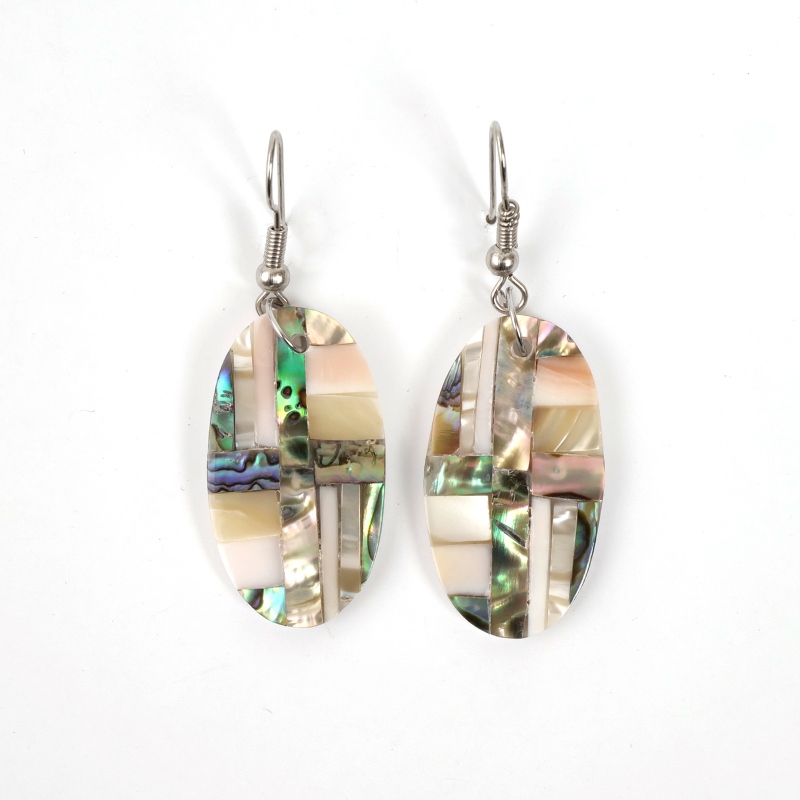 シェルモザイクピアスオーバル【メール便可】｜マライカ公式通販