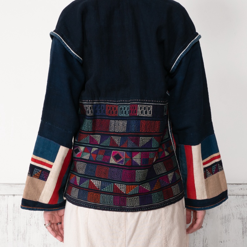 アカ族ジャケット｜マライカ公式通販