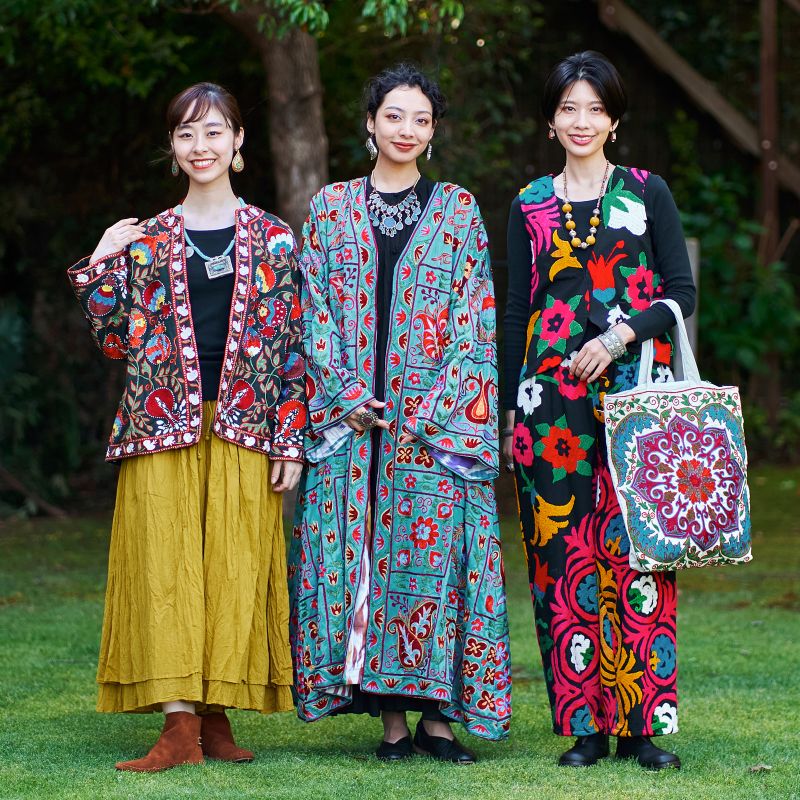 「最終価格」 スザニ刺繍　スザニ　手仕事　インド　一点もの　伝統工芸 最終価格」 スザニ刺繍 スザニ 手仕事 インド 一点もの 伝統工芸