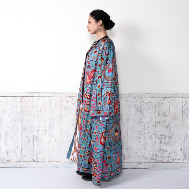 スザニ刺繍ロングコート｜マライカ公式通販