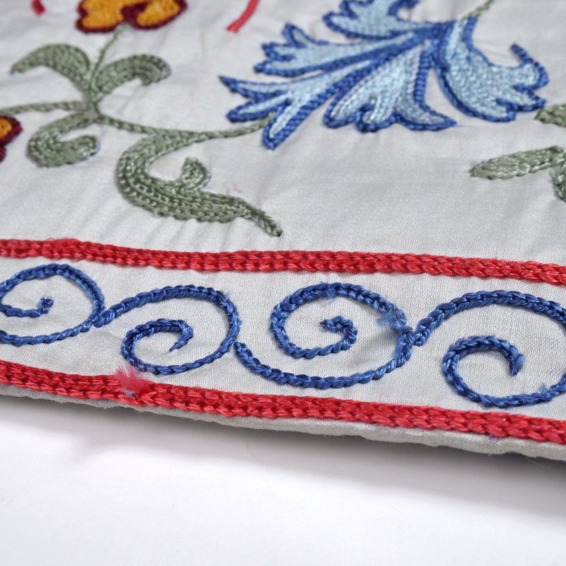 スザニ刺繍ロングベスト｜マライカ公式通販