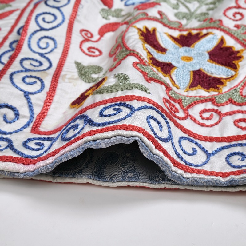 スザニ刺繍ロングベスト｜マライカ公式通販