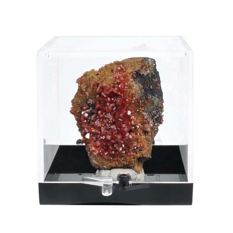 バナジナイト(褐鉛鉱)/モロッコ産｜天然石 通販 キラリ石の鉱物解説