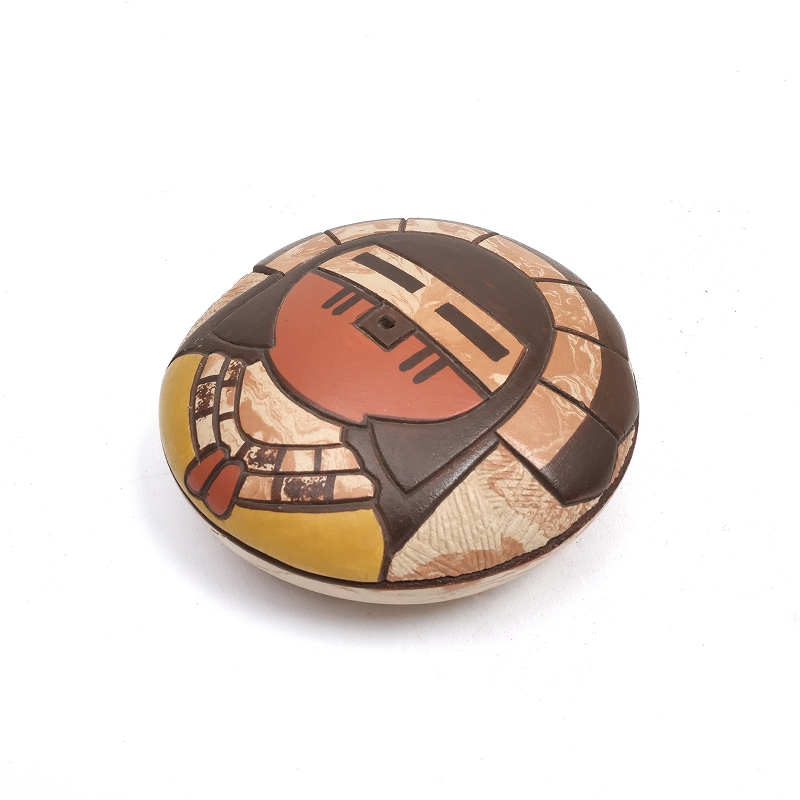 ホピ族 Carla Nampeyo作 コーンメイデン壺 ホピ族 Carla Nampeyo作 コーンメイデン壺 ホピ族 Carla Nampeyo作