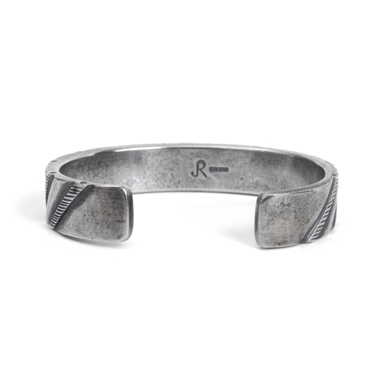 153mm ジェシーロビンズ コインシルバー バングル｜マライカ公式通販