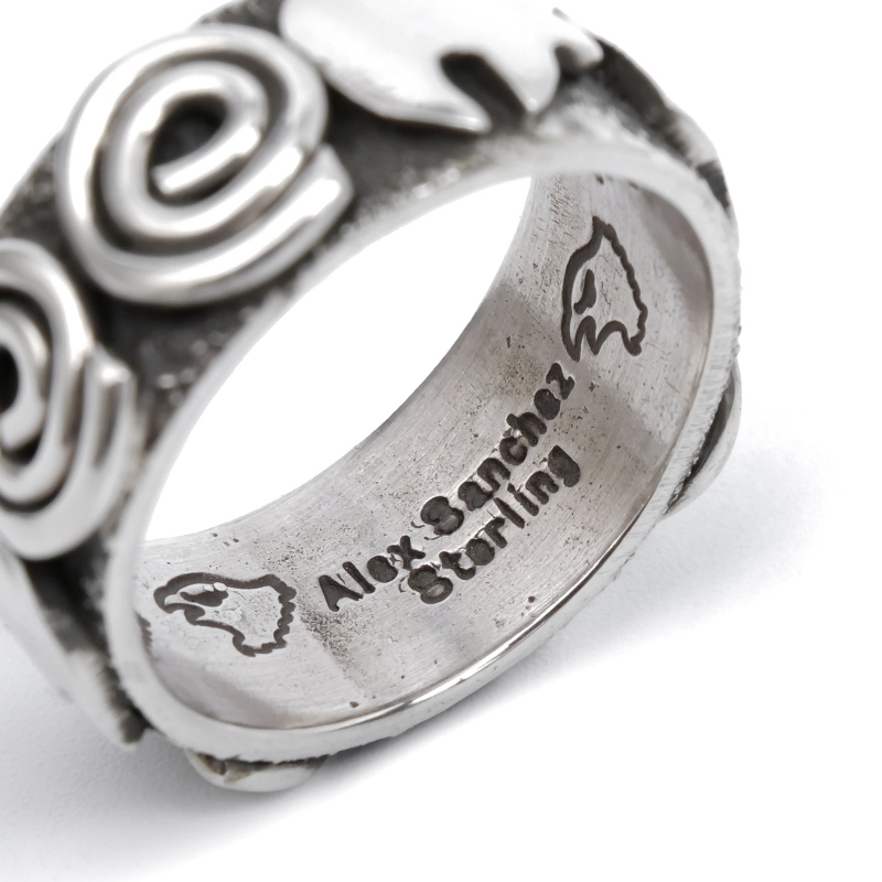 ナバホ族　アレックスサンチェス(Alex Sanchez) ペトログリフ リング ナバホ族 アレックスサンチェス(Alex Sanchez) ペトログリフ