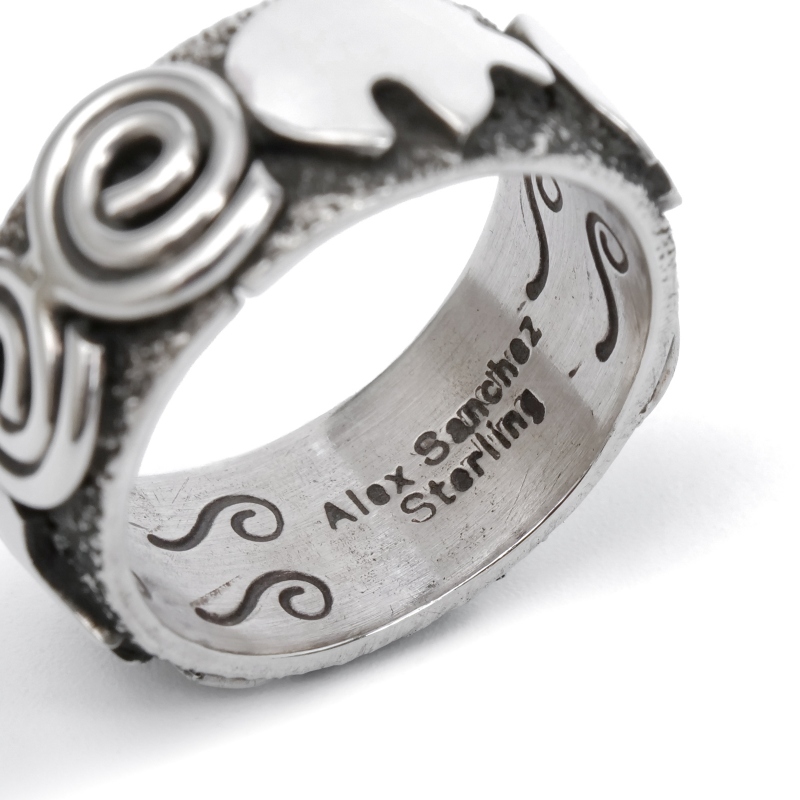 21号 アレックスサンチェス ペトログリフ リング｜マライカ公式通販