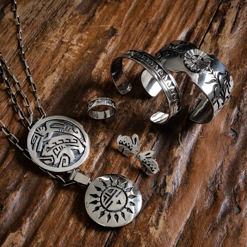 144mm ホピ族 アーロンホナニー オーバーレイ バングル 水の流れ