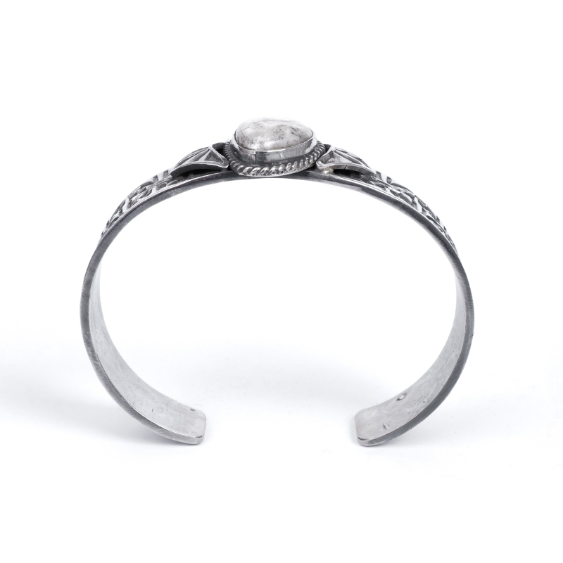 ★サンシャインリーブス★ バングル ホワイトバッファロー　シルバー925 135mm サンシャインリーブス ホワイトバッファロー バングル