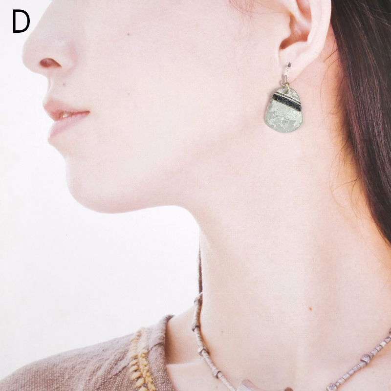 ローマングラス ピアス 【メール便可】｜マライカ公式通販