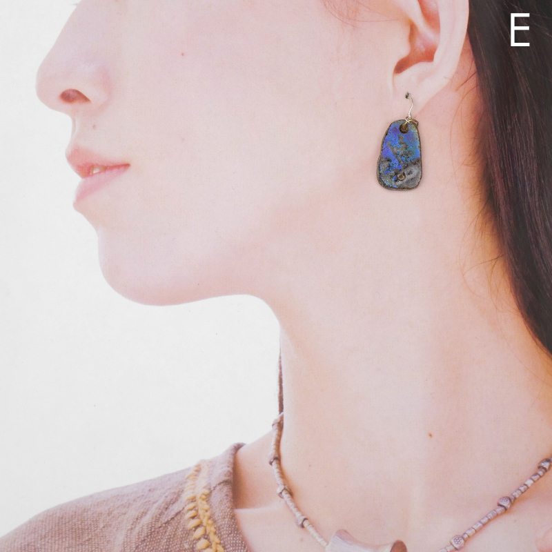 ローマングラス ピアス 【メール便可】｜マライカ公式通販
