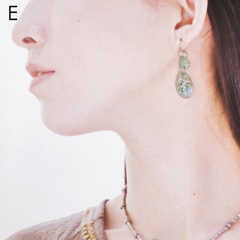 ローマングラス2連 ピアス 【メール便可】｜マライカ公式通販