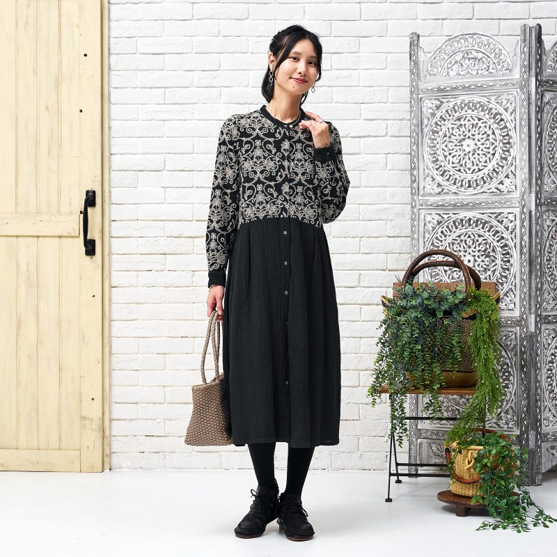 オリエンタル刺繍生地前あきワンピース｜マライカ公式通販