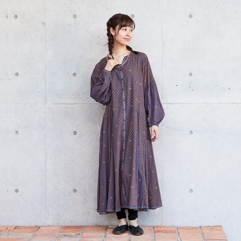 ドット×ゴールドプリント前あきワンピース｜マライカ公式通販
