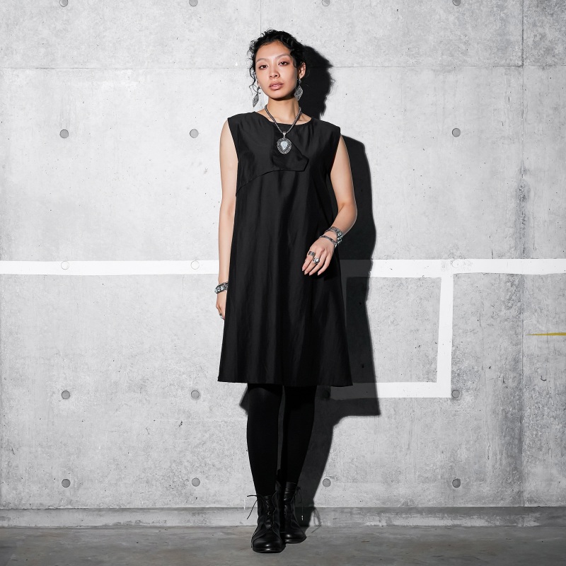 コットンシルク折返しカラーノースリーブワンピース｜マライカ