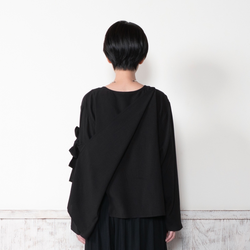 レーヨンラインプリントアシンメトリープルオーバー 【メール便可