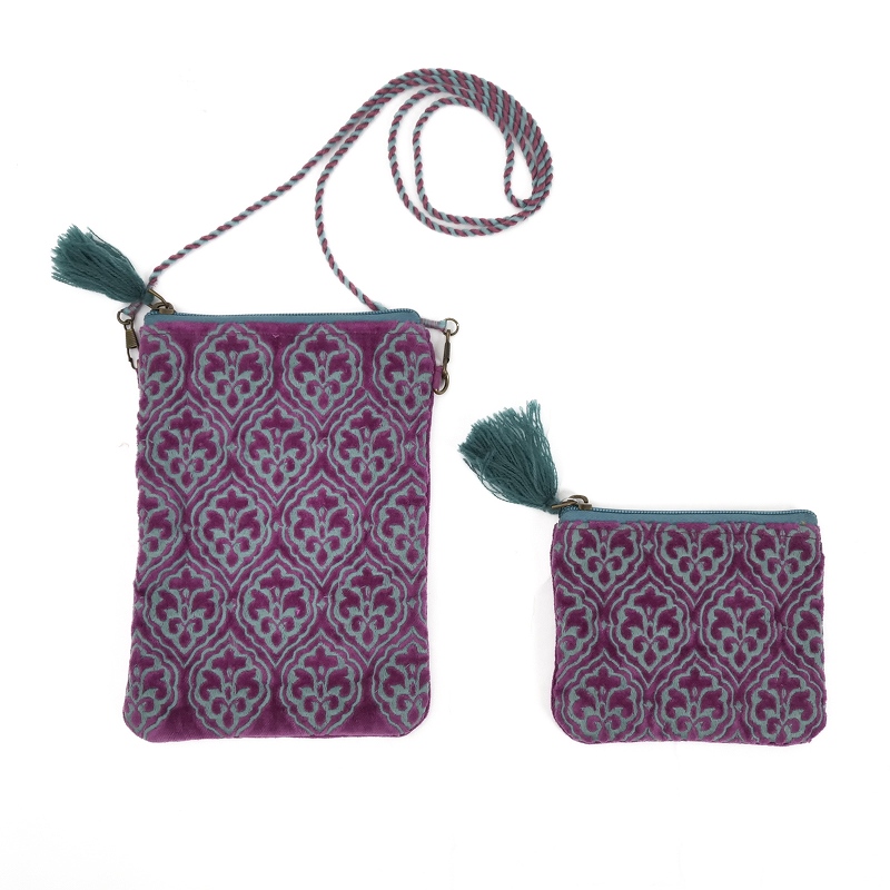 30%OFF ベルベット刺繍ポーチ【メール便可】｜マライカ公式通販