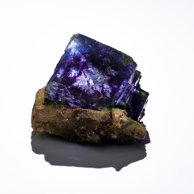 中国・湖南省 ヤオガンシャン産 フローライト原石＜BOOK掲載品