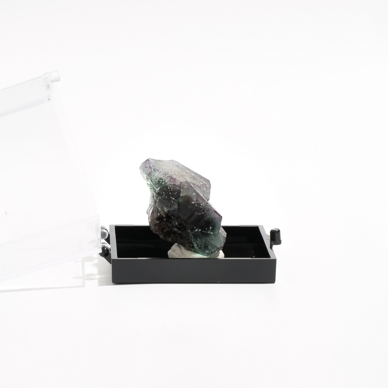 ナミビア・エロンゴ鉱山 フローライト原石 〈ケース付き