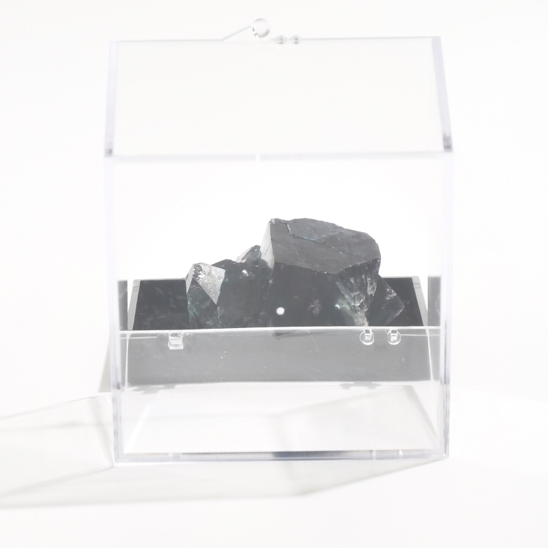 ナミビア・オコルス鉱山 フローライト原石 〈ケース付き〉｜マライカ