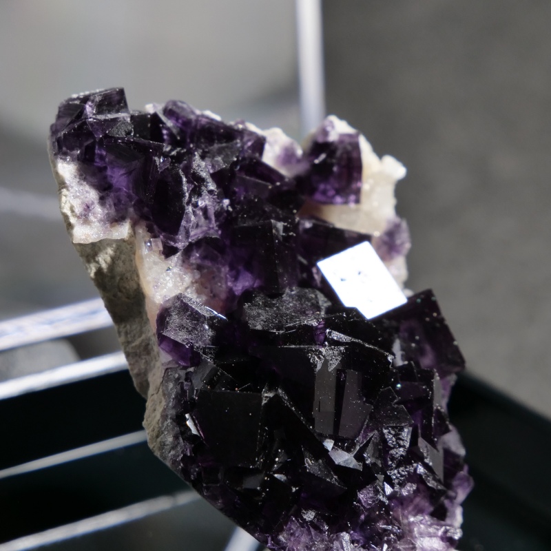 中国・安徽省産 フローライト原石〈ケース付き〉｜マライカ公式通販