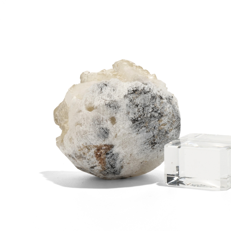 ガーネット 付き クラスター カルサイト 中国貴州省産 カルサイトクラスター 原石｜マライカ公式通販