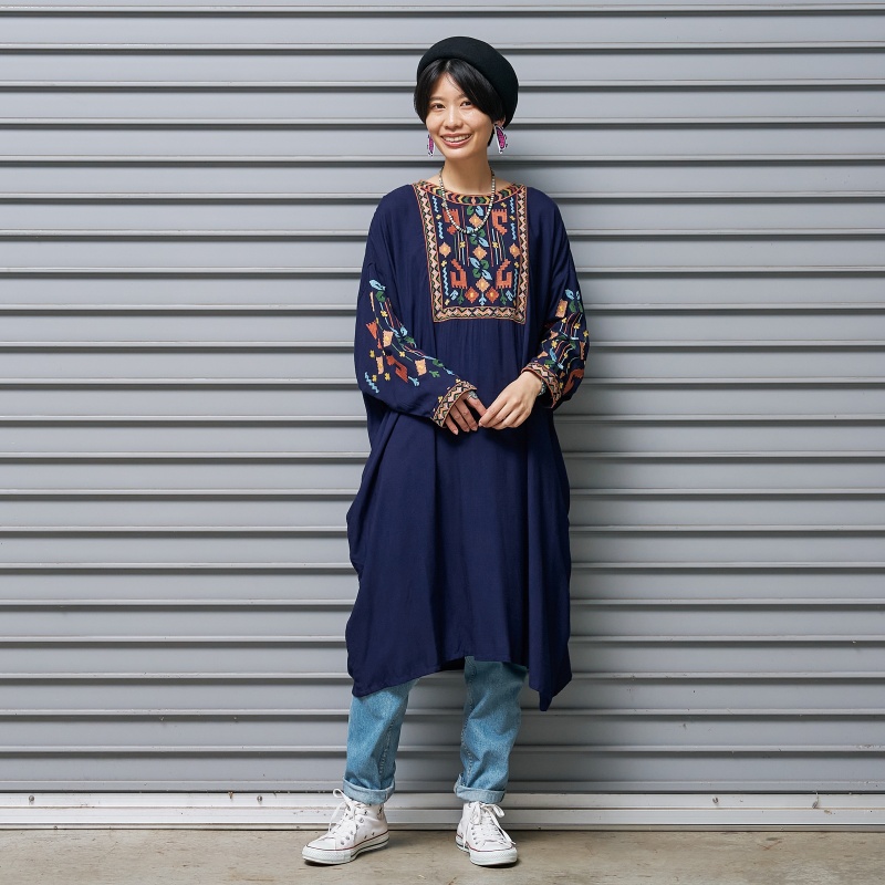 幾何花刺繍ワンピース｜マライカ公式通販