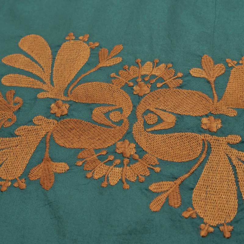 コットンビッグフラワー刺繍ワンピース｜マライカ公式通販