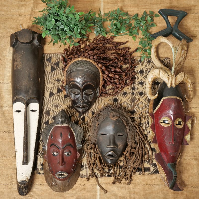 NEW アフリカの仮面