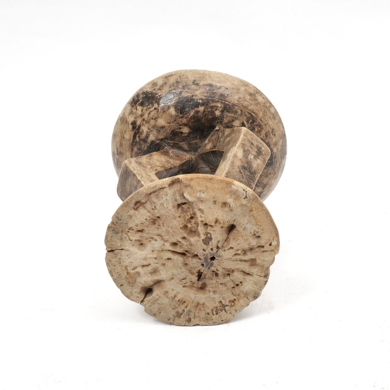 トンガ族 ハンドメイドスツール｜マライカ公式通販