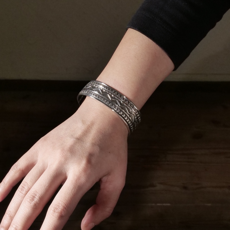 サンシャインリーブス ビームス スタンプワーク バングル 幅1.4cm Sunshine Reevesサンシャインリーブスバングル