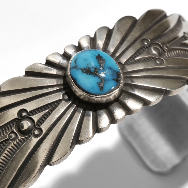 146mm ハーマンスミス キャンデラリア バングル｜マライカ公式通販