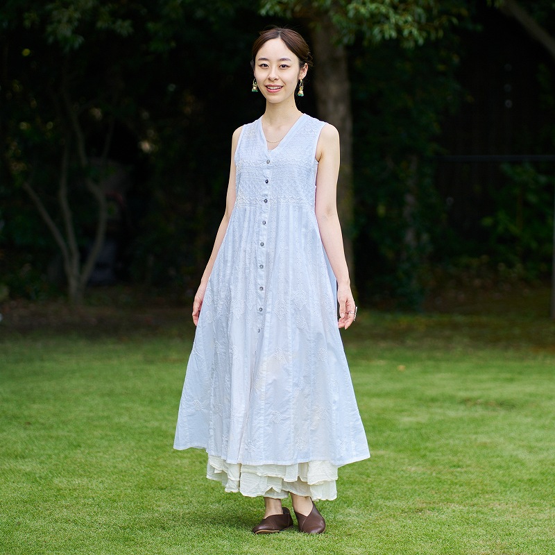 ラクノウ刺繍ノースリーブ前あきワンピース｜マライカ公式通販