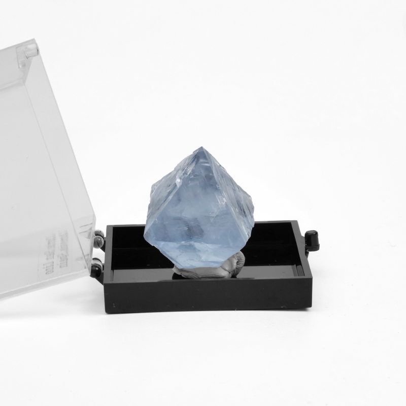 スペイン Corta San Lino産 フローライト結晶｜マライカ公式通販