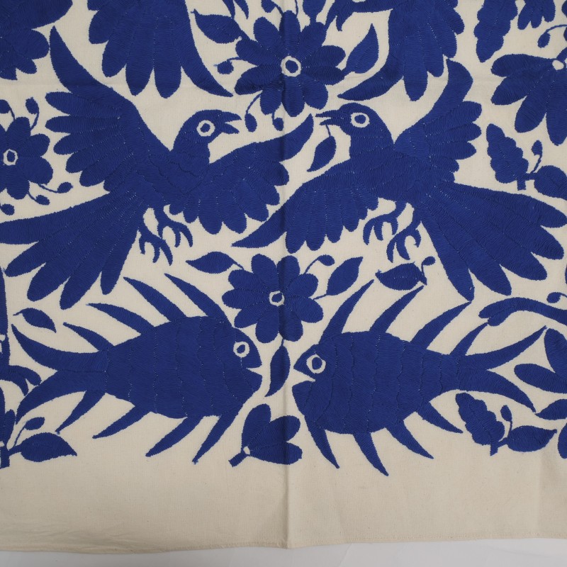 オトミ刺繍タペストリー 95cm×71cm｜マライカ公式通販