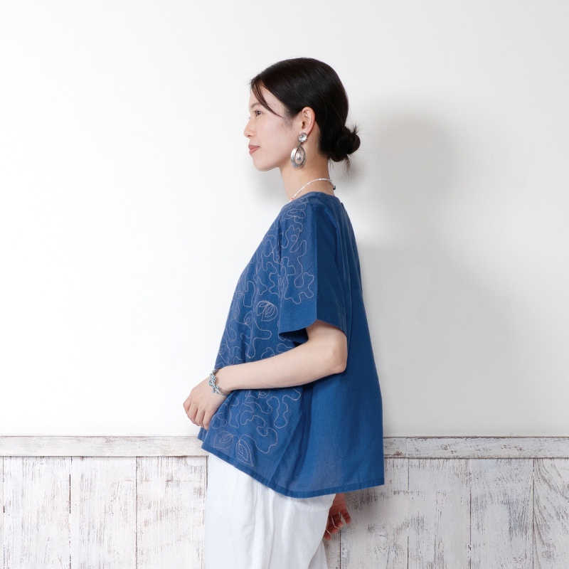 ドリー刺繍プルオーバー 【メール便可】｜マライカ公式通販